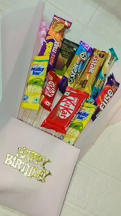 Rusda's chocolate bouquet with a Happy Birthday topper